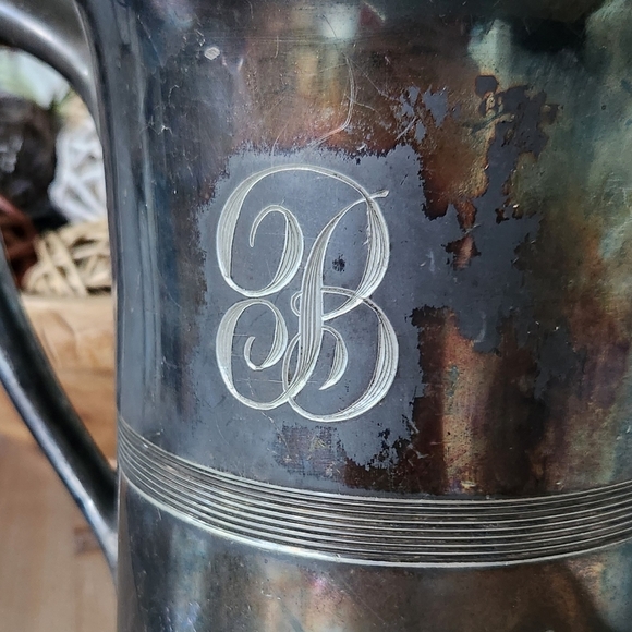 🫗Antique Eureka Quadruple Silver-Plated Engraved Pitcher – "B" Monogram Amazing - Picture 3 of 16